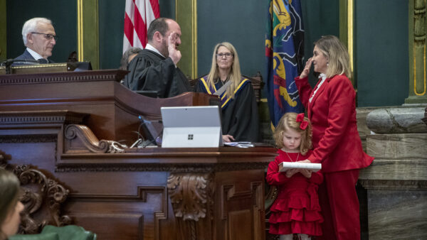 Sen. Yaw Presides Over State Senate as New Session Begins