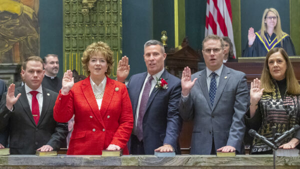 Rothman Takes Oath of Office as State Senator