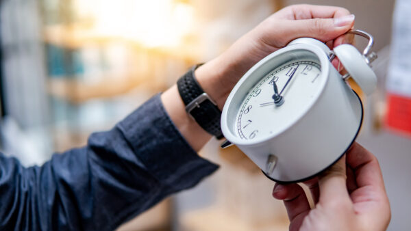 Senate Panel Advances Martin Resolution Urging Permanent Daylight Saving Time